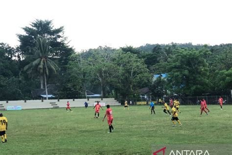 Kisah Perjuangan Pemain Liga 2: Dari Sepak Bola Kampung ke Kompetisi Profesional